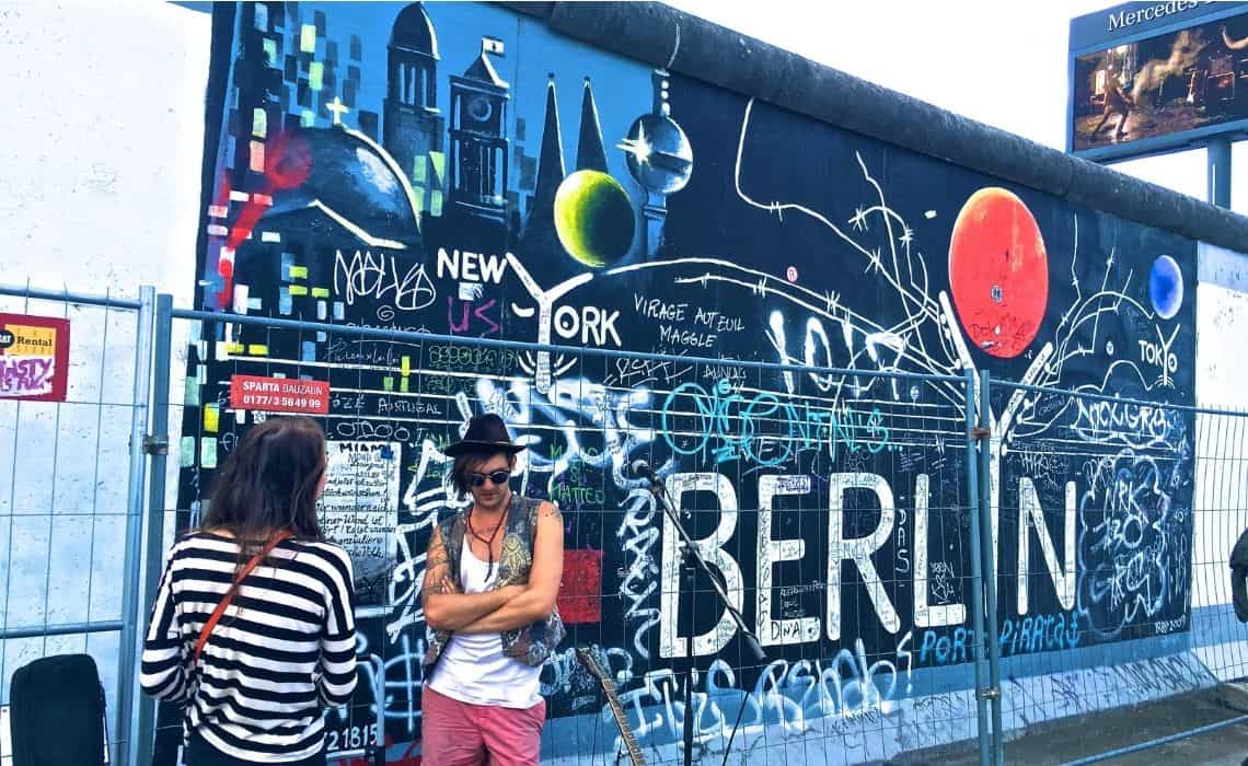 Discover the grungy side on a Berlin self guided walking tour